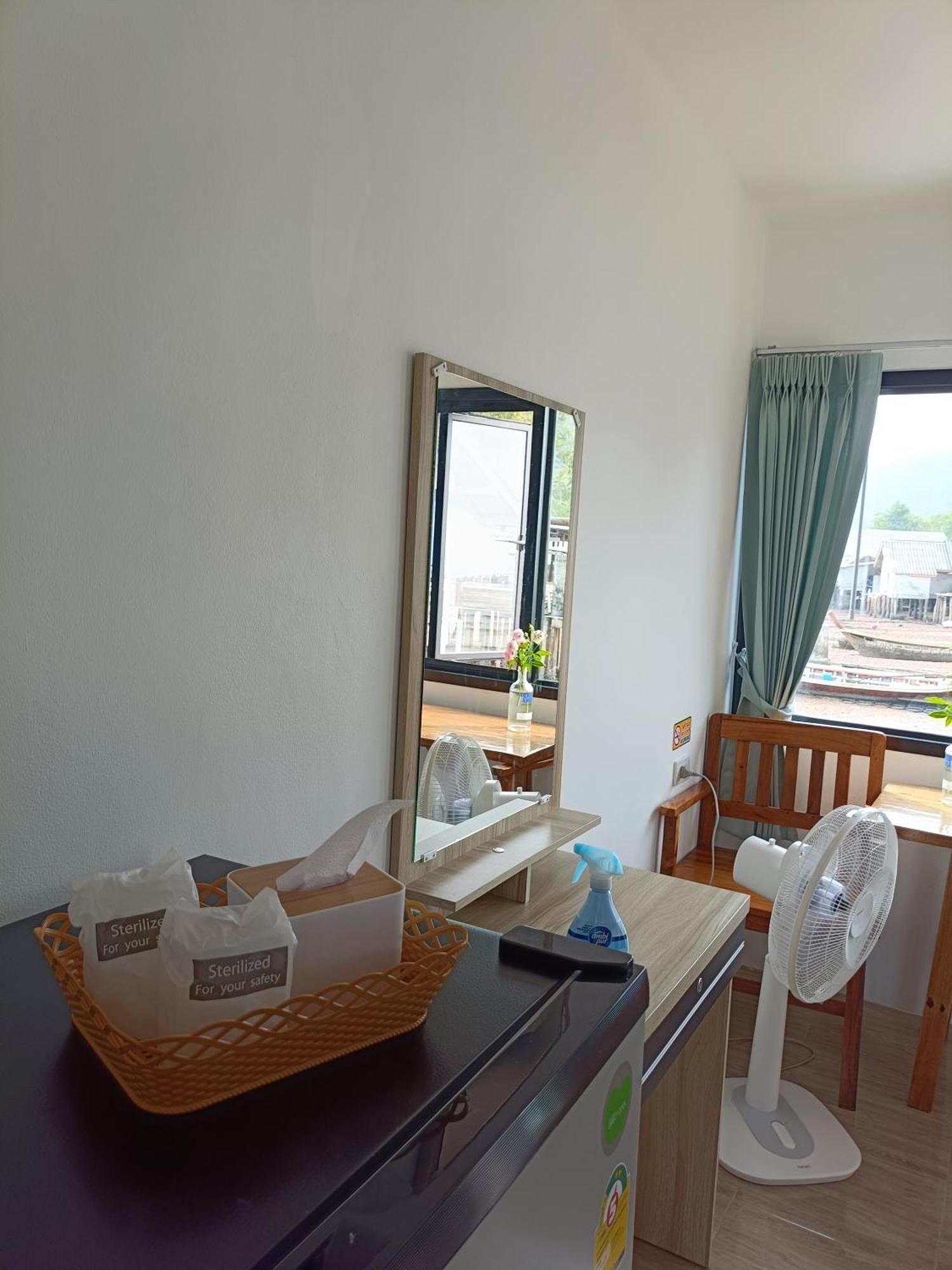 Appartamento Poohry Seaview Ko Lanta Esterno foto